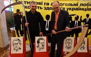 Vitaliy Chernyakhovsky keeps braid