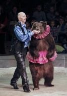 Валерий Степаненко с медведем