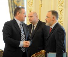 Igor Prasolov, Gennadiy Temnik and Dmitriy Tabachnik