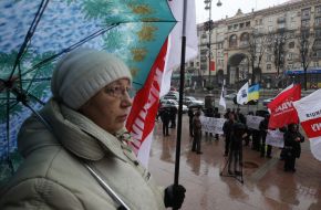 Participants of the mass meeting