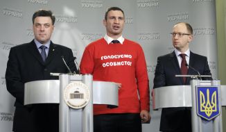 Oleg Tyagnibok, Vitali Klitschko and Arseniy Yatsenyuk