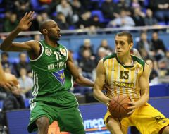 Vyacheslav Bobrov and Michael Lee