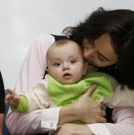 Мати з дитиною