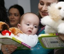 Мати з дитиною