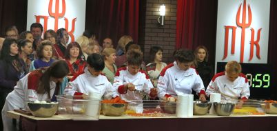 Учасники кулінарного шоу