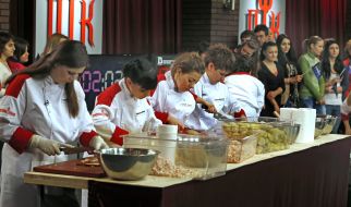 Учасники кулінарного шоу