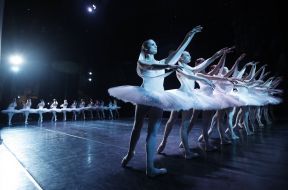 Ballet dancers