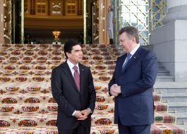 Viktor Yanukovych and Gurbanguly Berdimuhamedov