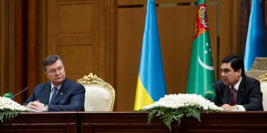 Viktor Yanukovych and Gurbanguly Berdimuhamedov