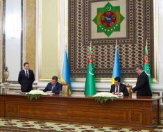 Viktor Yanukovych and Gurbanguly Berdimuhamedov