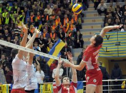 Playing moment of match