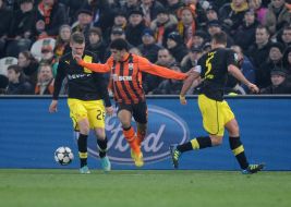 Игровой момент матча