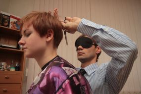 Перукар Олег Максак