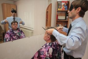 Перукар Олег Максак