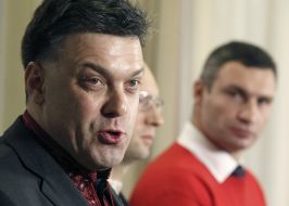 Vitaliy Klichko, Arseniy Yatsenyuk and Oleg Tyagnibik