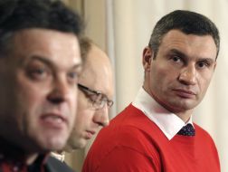 Vitaliy Klichko, Arseniy Yatsenyuk and Oleg Tyagnibik