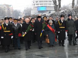 Nikolay Azarov and Vladimir Rybak