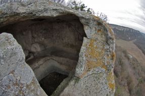 Spelaean city Eski Kermen