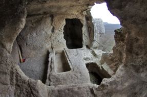 Spelaean city Eski Kermen