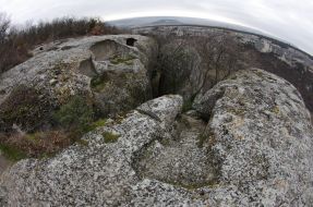 Spelaean city Eski Kermen