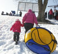 Катання на надувних санках
