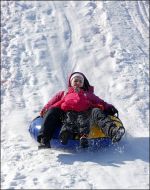 Катання на надувних санках