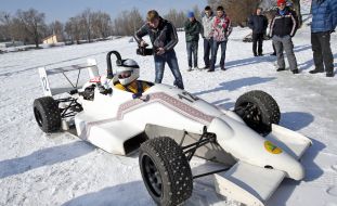 Гоночний автомобіль