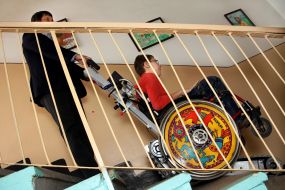 Demonstration of robotized lift for invalid carriages