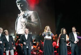 Pikkardiyskaya terciya, Sofia Fedina and Natalia Karpa