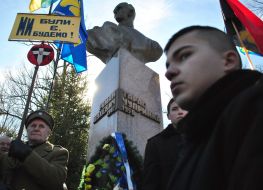 Participants of the event at the monument to Roman Shukhevych