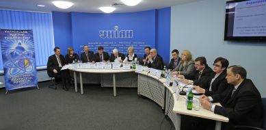 The participants of the round table