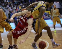 Leo Layons and Luca Mavrokefalides