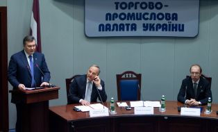 Viktor Yanukovych, Andris Berzins and Gennadiy Chizhykov