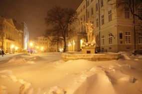 Снег во Львове
