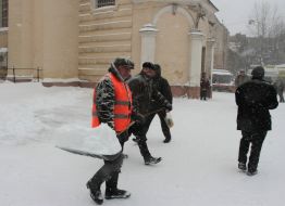 Уборка снега