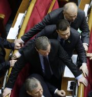 Народные депутаты 