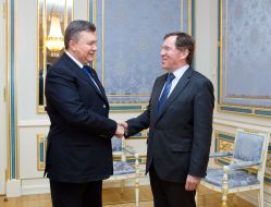 Jean-Claude Mignon and Viktor Yanukovich