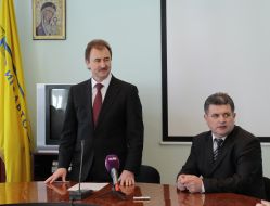 Aleksandr Popov and Petr Beregovoy