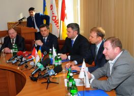 Sergey Kurchenko, Eduard Matviychuk and Eduard Stavitskiy