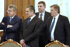Valentin Hoptyan, Sergey Tulub and Aleksandr Udovychenko