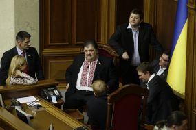 Opposition deputies block rostrum of parliament