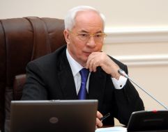 Николай Азаров