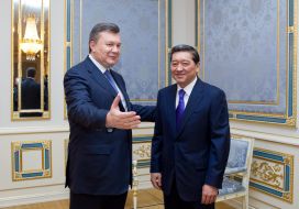 Viktor Yanukovich and Serik Akhmetov