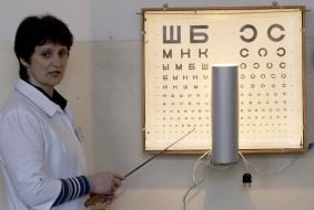 Doctor-ophthalmologist