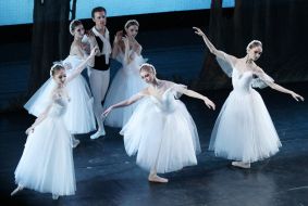 Вallet dancer