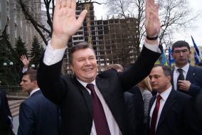 Viktor Yanukovich in Nikolaev