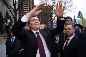 Viktor Yanukovich in Nikolaev