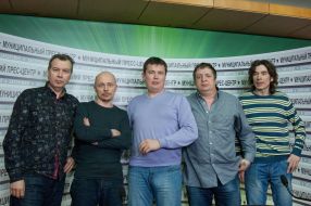 Members of the "Rogdestvo"