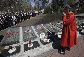 Participants of the meeting-requiem