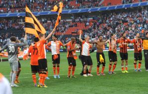 Players of FC "Shakhtar" celebrate victory